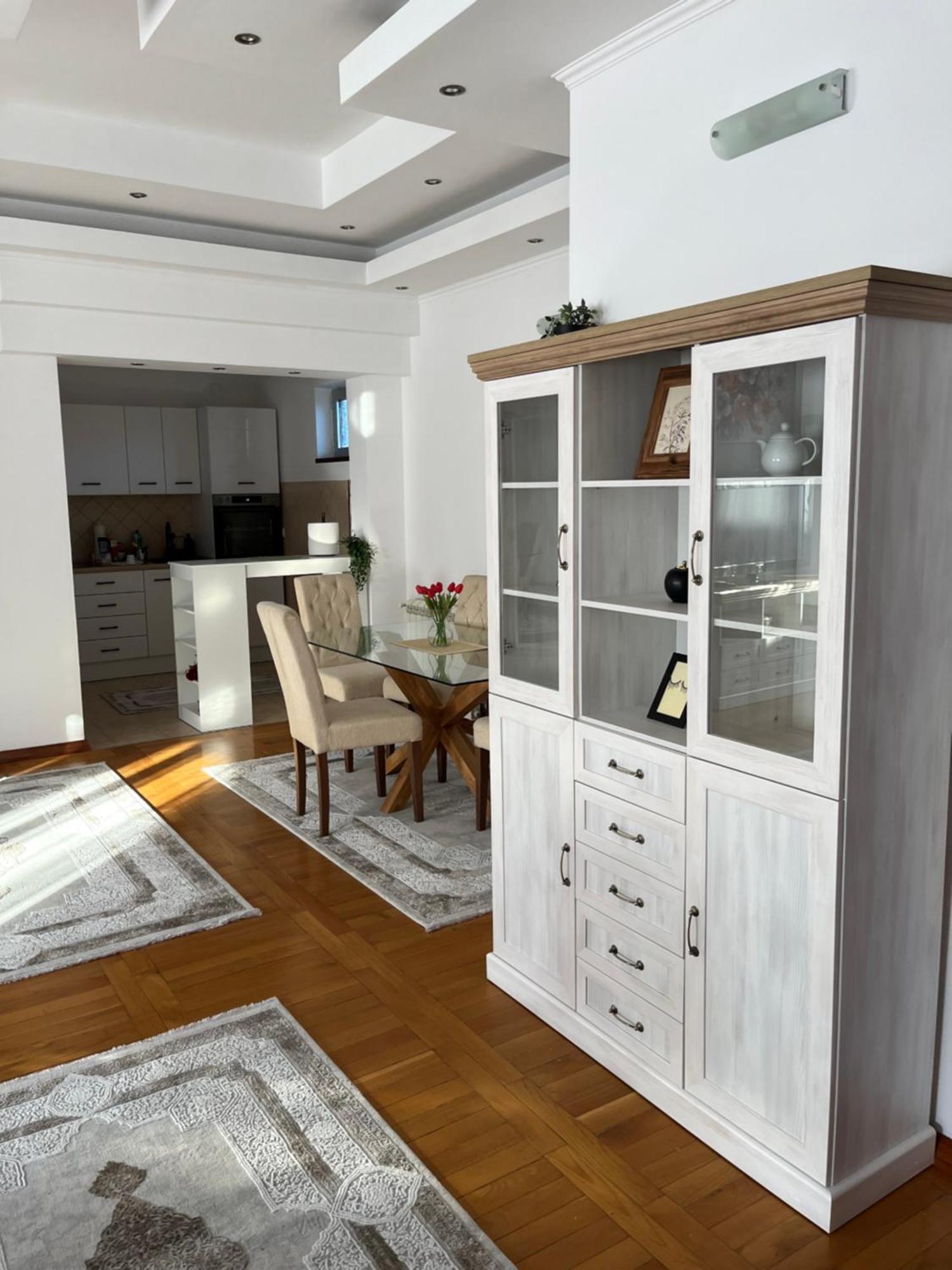 Airport Sky Apartments Lux II Belgrado Esterno foto